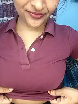 RomanticCouple432 webcam