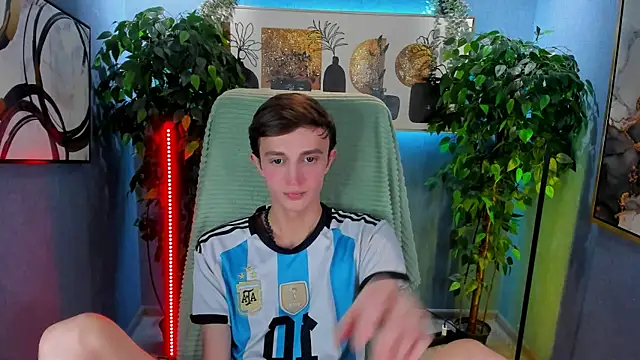 John_Weasley live cam screenshot male on Pron.Webcam – Live Webcams & Adult Chat