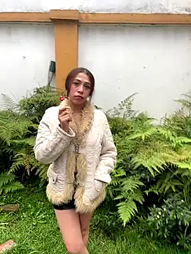 Webcam Model (MiaScott_Pink)  is live.Free join now!