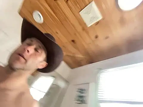 mcxxx87 (Ask my age) - Make you all smile and happy!!