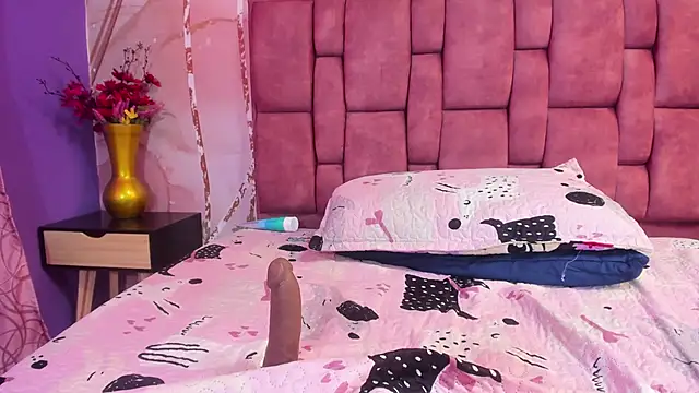 anisha_zambrano webcam