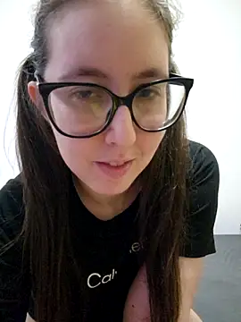 sarah459 (F young) - Vibri punciba 😏