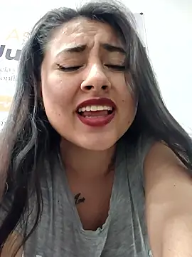 _Sarah-Office1 webcam