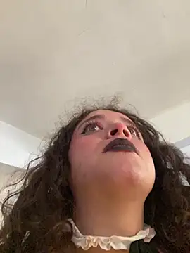 Lucy_YupiSweet webcam