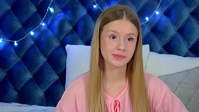 MilanaBalmain webcam