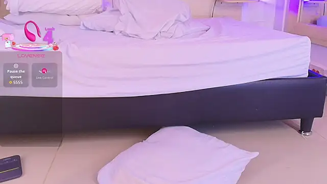 _nickypurple_ webcam