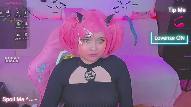Lolisuccub webcam