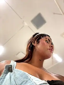 Kaily_Sweet16 webcam