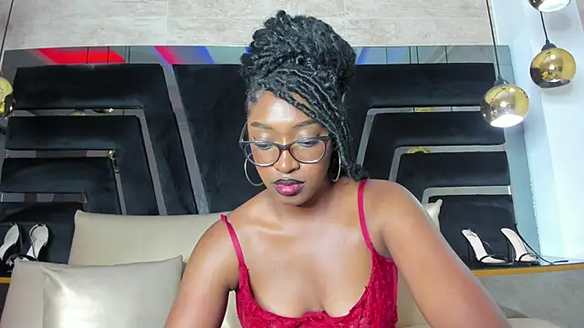 YallianaBrooks webcam