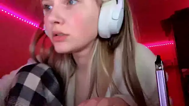 KarinRobertson webcam