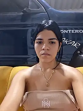 skinny_wet - Skinny_Wet's free webcam