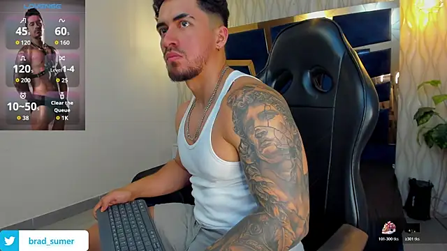 brad_summer (M young) - spread my legs and show my hole