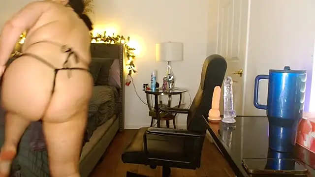 AlyssiaAmoreXO webcam