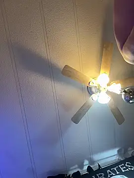 Makethatpussypurr webcam