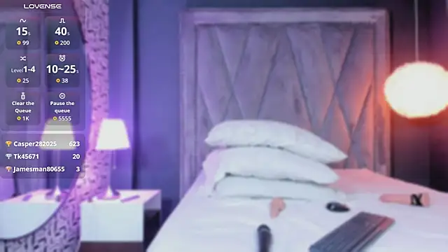 Pamela_Johnsonn webcam