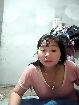 vangkt-cute - Vangkt-cute's free webcam