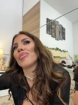 celinereys (F young) - 5 min link ctrl for the last tipper