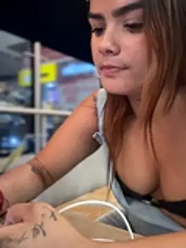 Kaily_Sweet16 webcam