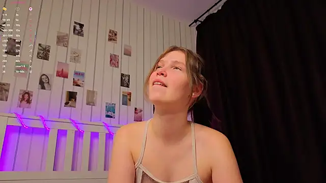 BeatrixCarIeton webcam