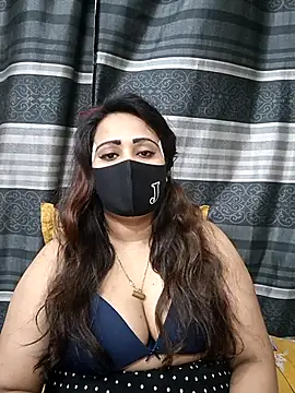 Webcam Model (Mow_955) is live