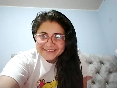 TifanyAmazinng webcam