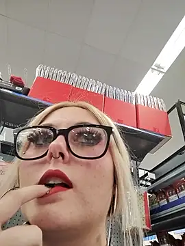 spiderrose (F young) - fuck myself with my dildo for 5 min