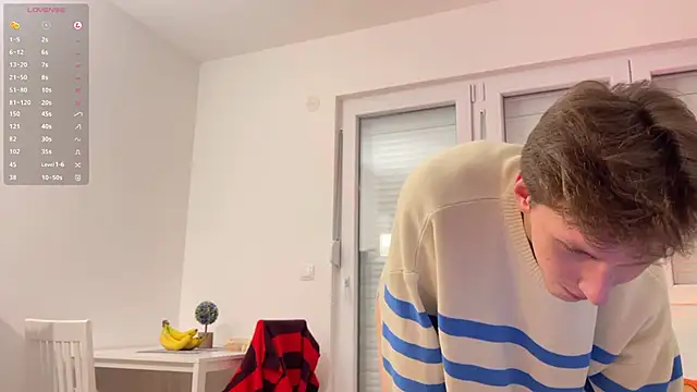 imadri (M twink) - spank me with a belt...