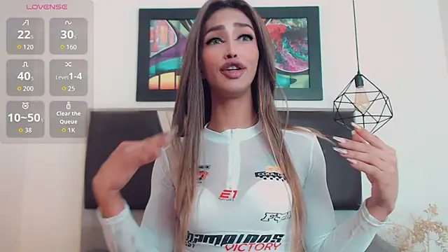 hilary_rodriguez webcam