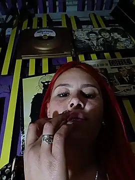 aurora_sky11 (F teen) - Whipping my vagina in public x4