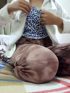 pora-34 (F young) - فديو خرا وبول