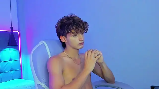 nicolasferrer18 (M twink) - masturbation x8mn