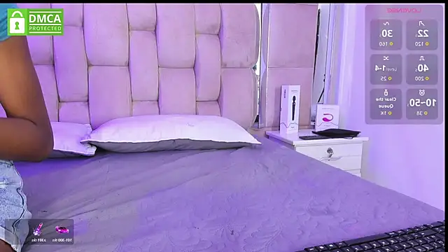 Mia_Devereaux167 webcam