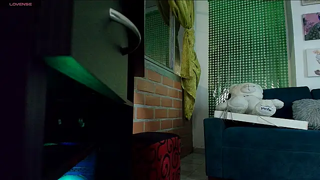 angela_bigdick webcam