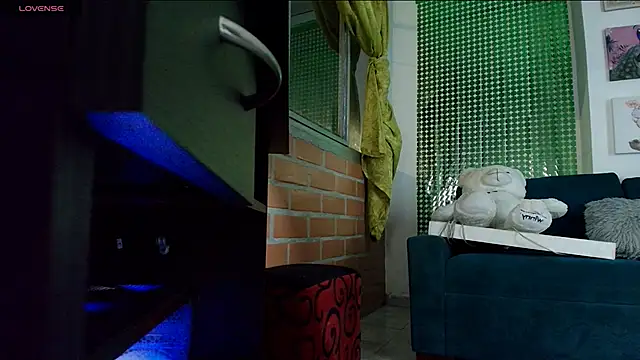 angela_bigdick webcam