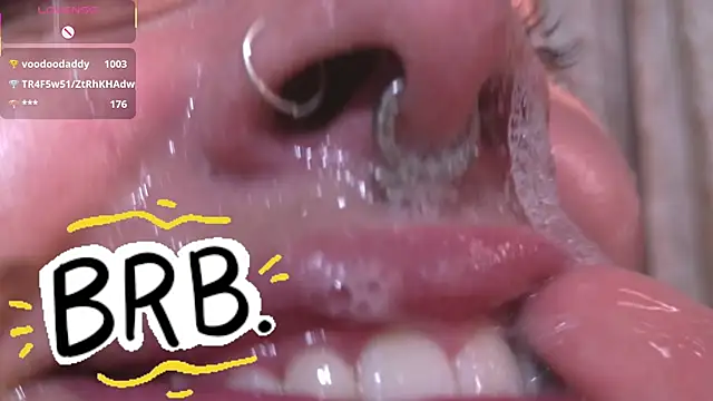 bri_von_dhara__ webcam