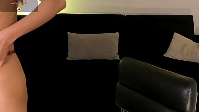 isabellamoreau - IsabellaMoreau's free webcam