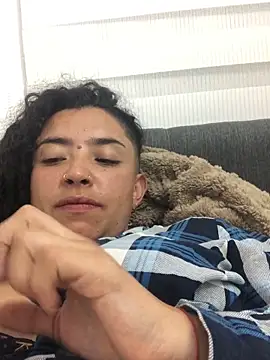 paris_11 - Paris_11's free webcam