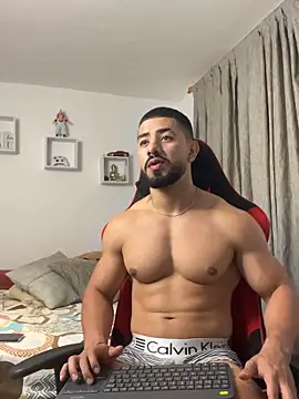 Ezzio_Scolaro webcam