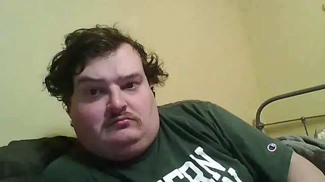 YelpedAverting webcam