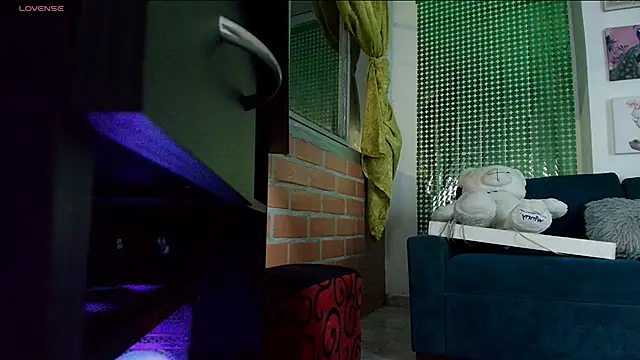 angela_bigdick webcam