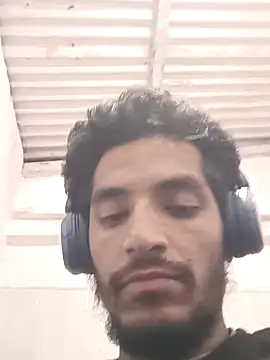 nskgenz (M young) - For hangout in other state