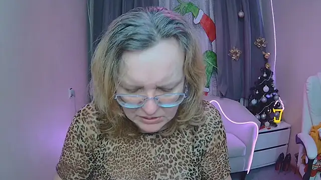 VestaWoody webcam stripchat model stream image