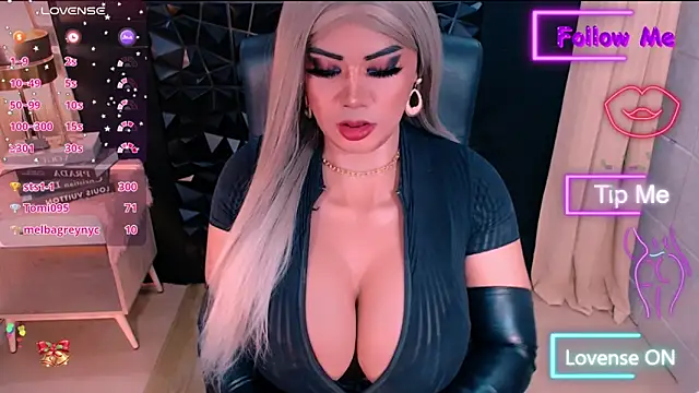 HugeMagnificent11inCock webcam