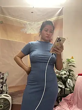 Bollozzy_89 webcam stripchat model stream image