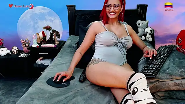 Hanna_Luna webcam