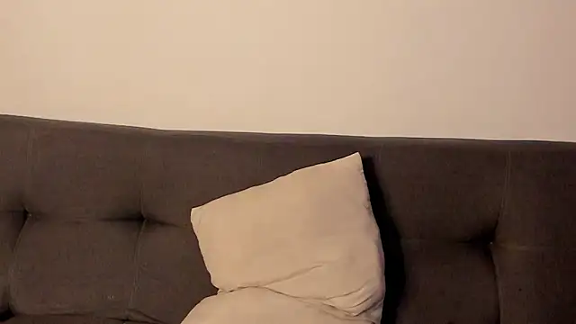 cirosky_elchicopolla webcam