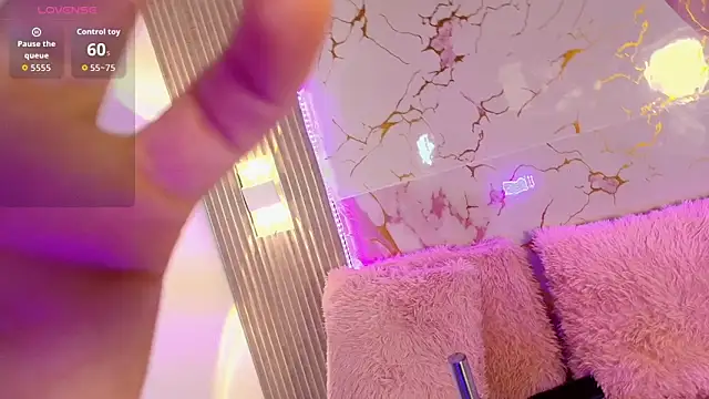 jessicaelowin (Ask my age) - Hi jessi 💕