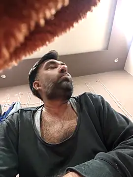 Hairyboyysexy webcam