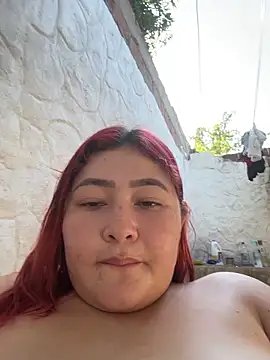 Webcam Model (Rouse-Antonella)  is live.Free join now!