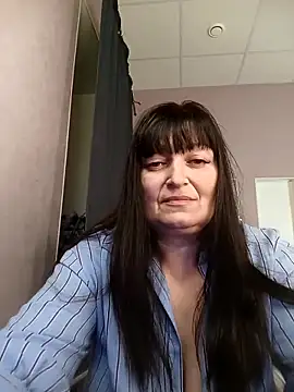 Webcam Model (Women-pleasures) is live